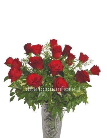 bouquet di rose rosse medio